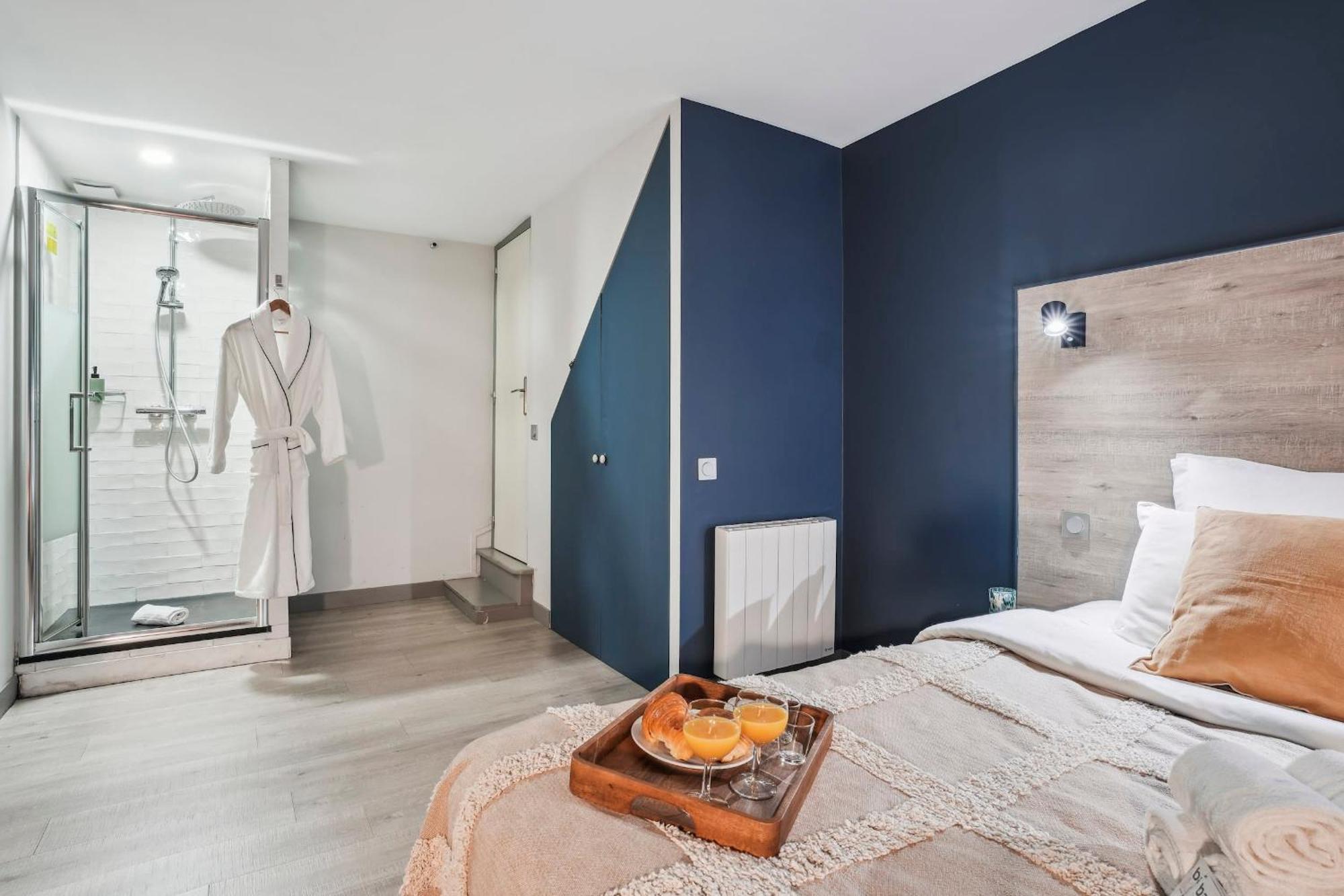 Elegant 1br Near Eiffel & Les Invalides Apartment Paris